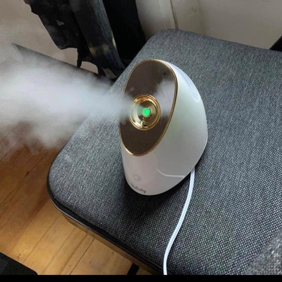 Facial steamer with skin care kits ( Brand new) - Picture 4 of 6